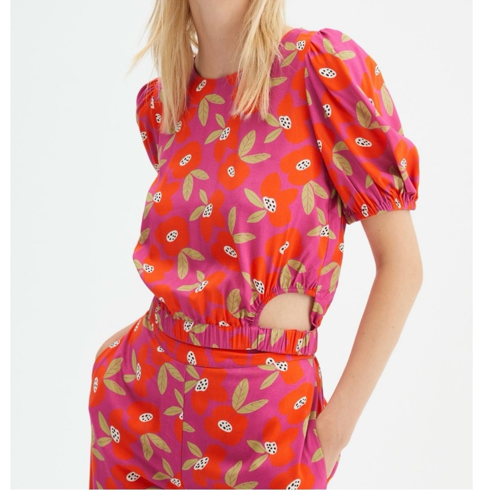 Floral Red Women's Pantsuit - Picture 5 of 8